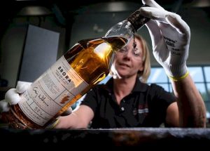 Una edición de Brora de 1972 se vendió por 16.970 Euros en Mayo de 2017