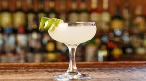 5 cócteles de alta demanda que deberías probar 4 Daiquirí 5 cocteles