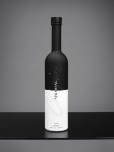 Chopin Vodka se asocia con Vera Wang en increíble bebida 3 Chopin Vodka