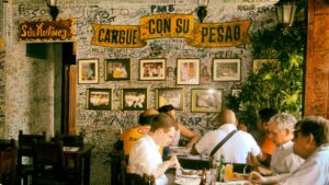 “Mi mojito en la Bodeguita", desde Cuba y la B del M 3 Bodeguita del medio Cuba