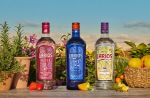 Larios Dry Gin inspirado en la esencia del Mediterráneo 5 Los tres botánicos de Larios Dry Gin