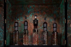 Colección de Black Bowmore obtiene 563.000 dólares en subasta 3 Colección completa de Black Bowmore