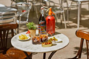 El Bandarra: homenaje a la nostálgica época dorada del vermut en Barcelona 4 El Bandarra
